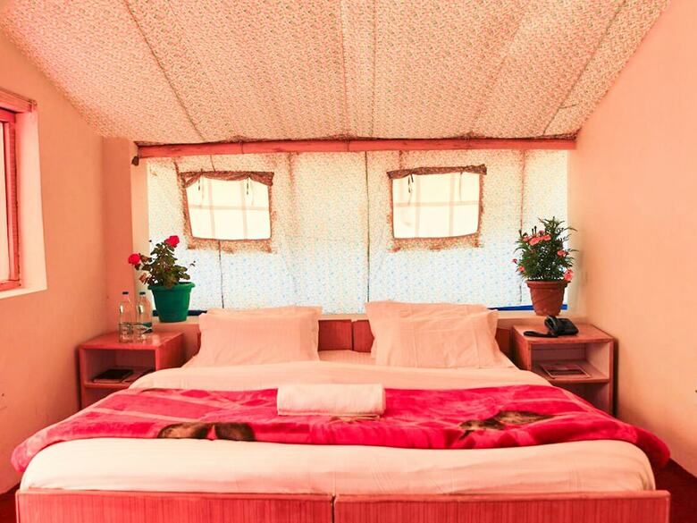 Shangri La Camp