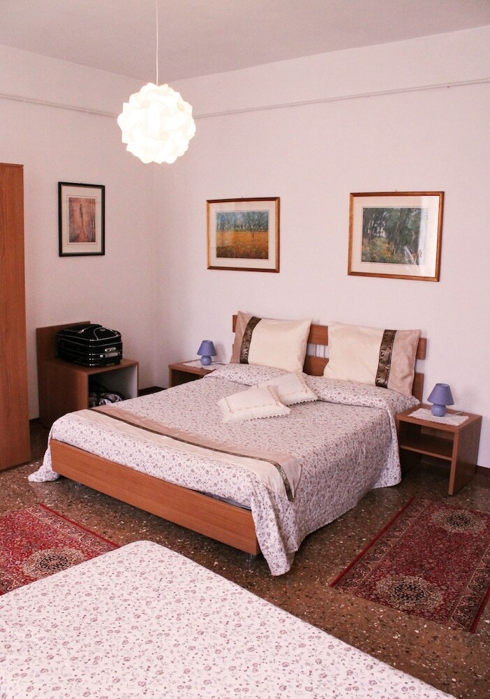 Hotel Angelo Venice Home