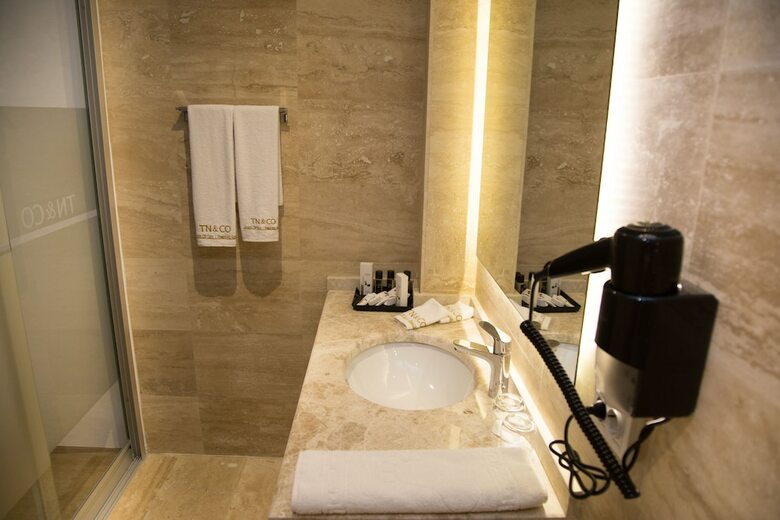 Tn&co Hotel