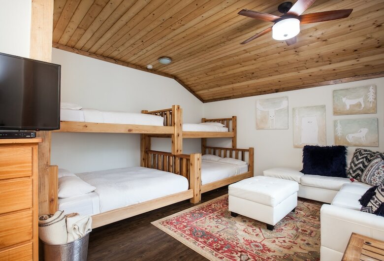 Base Camp Guest House