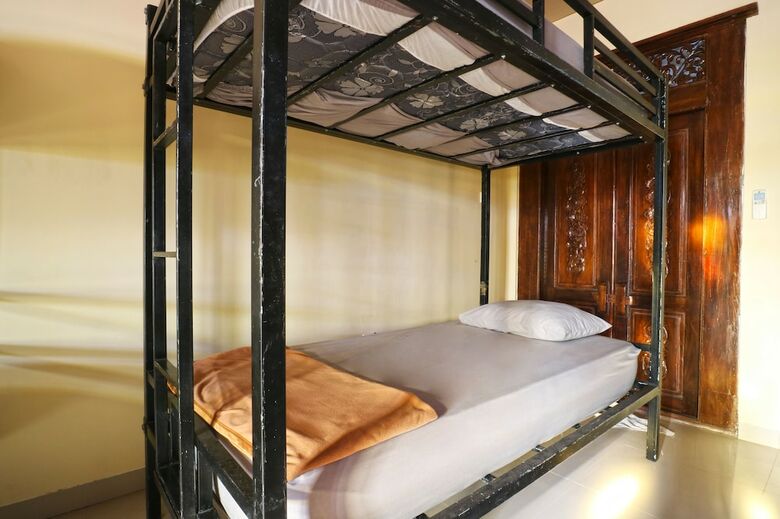 Hostal Hang Five Canggu Hostel