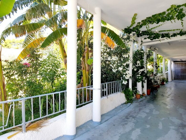 Hostal El Artista De Para�so