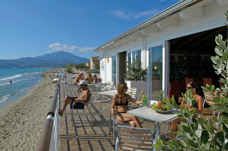 Hera Club Residence