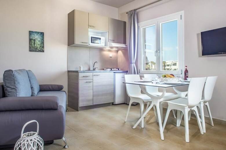 Apartamentos Evelyn Hotel
