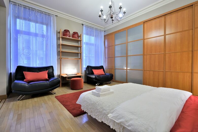 Belle Apartment On Italianskaya