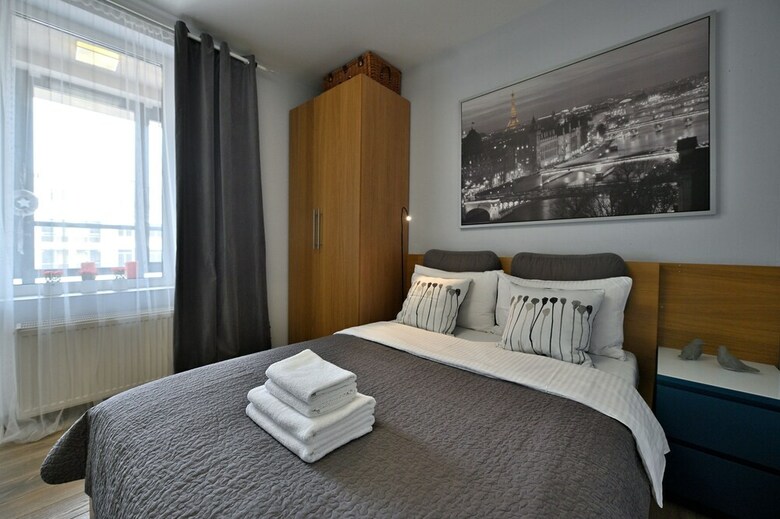 Hotel Rooms On Poltavsky