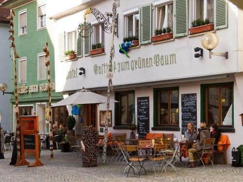 Hotel Restaurant Gr�ner Baum Und Altes Tor
