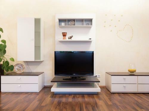 Gorgeous Apartment In Markdorf With Swimming Pool