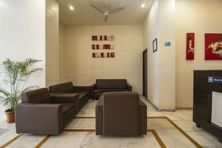 Fabhotel Kamran Palace Railway Station