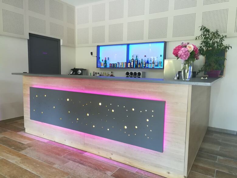 Hotel L'h�tel Du Lac