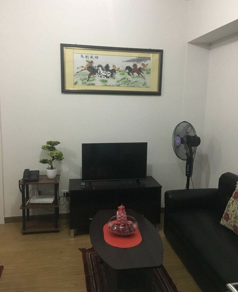 2 Bedroom Suite By Nezpril @ Acqua Residence Manila