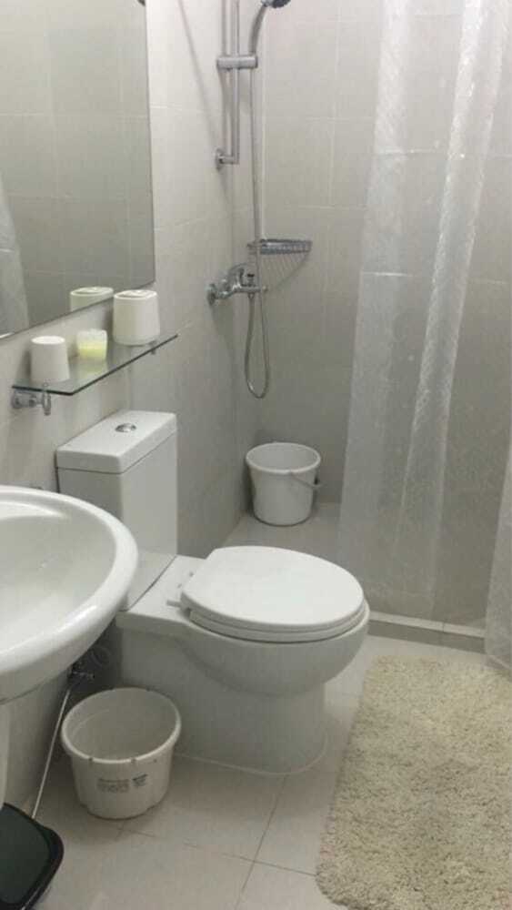 2 Bedroom Suite By Nezpril @ Acqua Residence Manila
