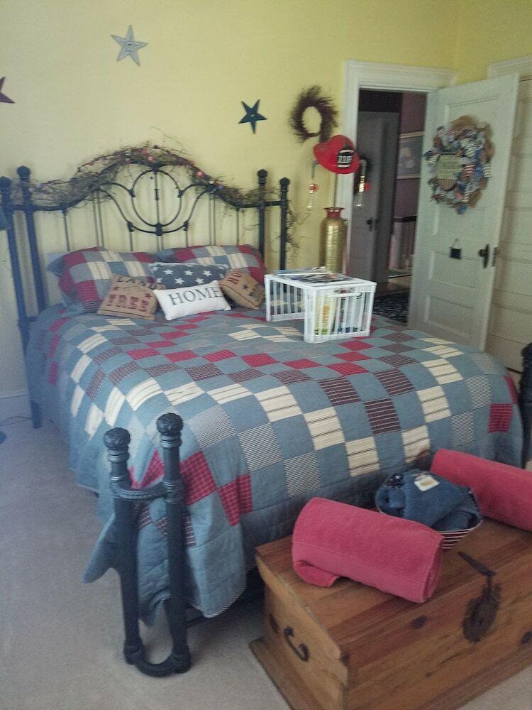 Bed & Breakfast The Perkins House