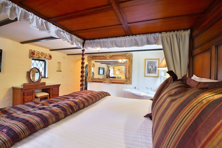 Posada The Roundabout Hotel