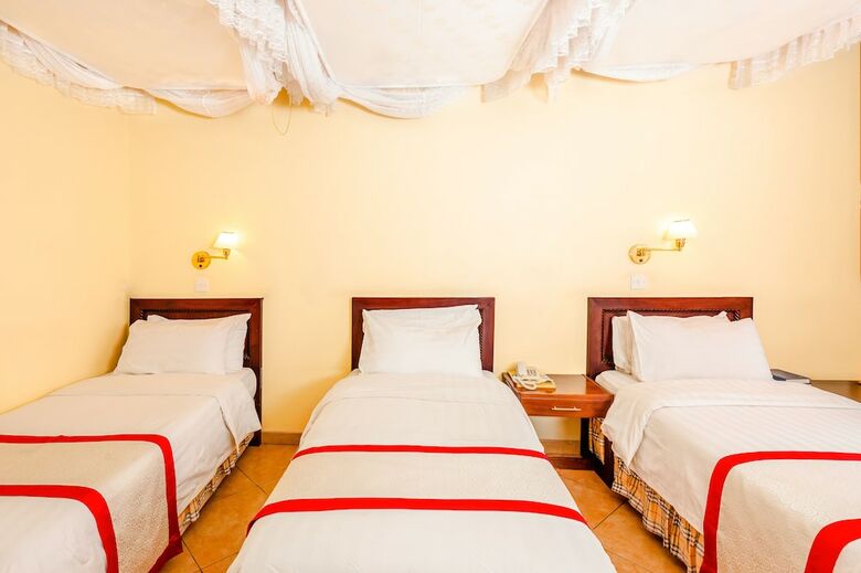 New Safari Hotel