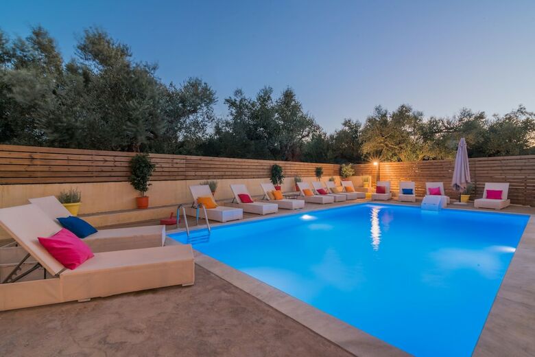 Hotel Asante Group Holiday Homes