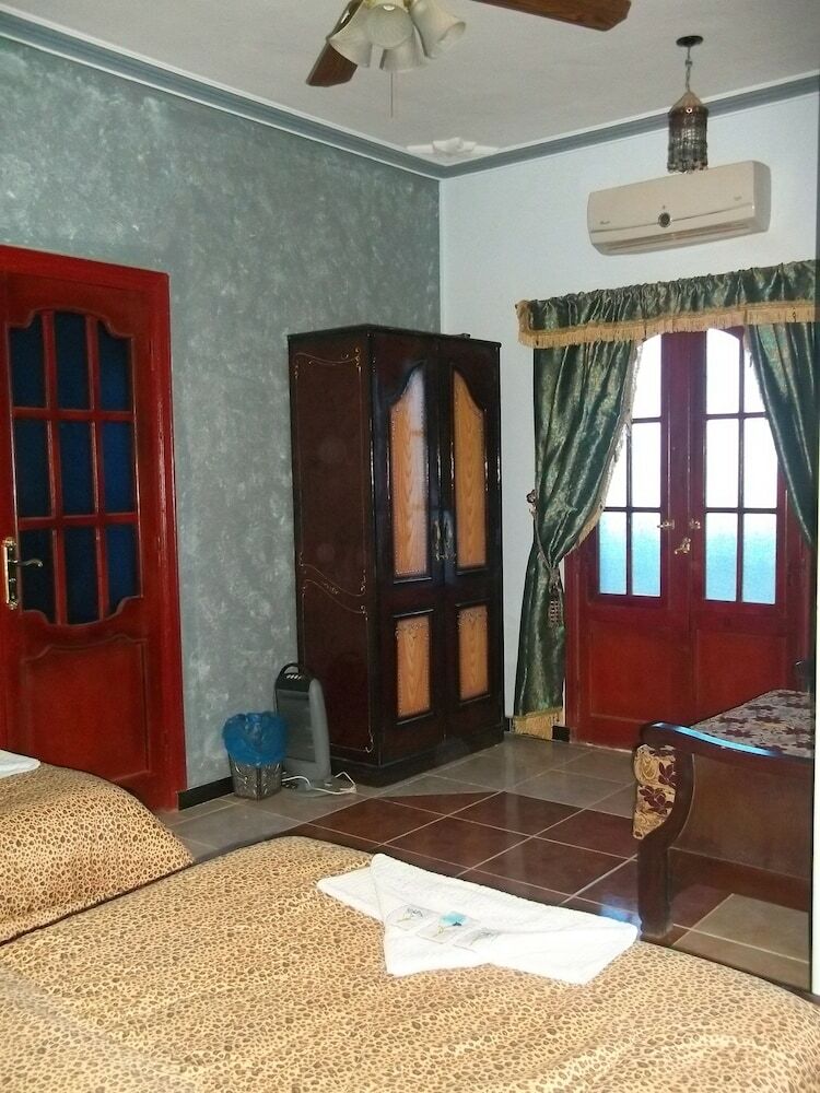 Hotel Bedouin Castle