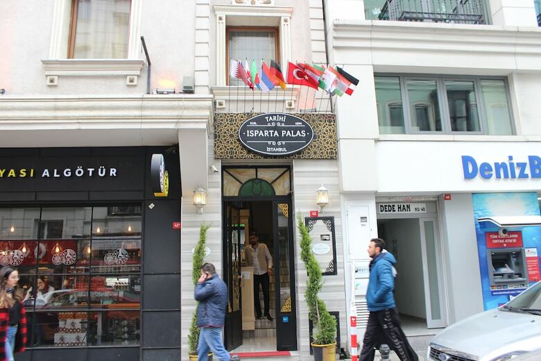 Hotel Tarihi Isparta Palas Otel