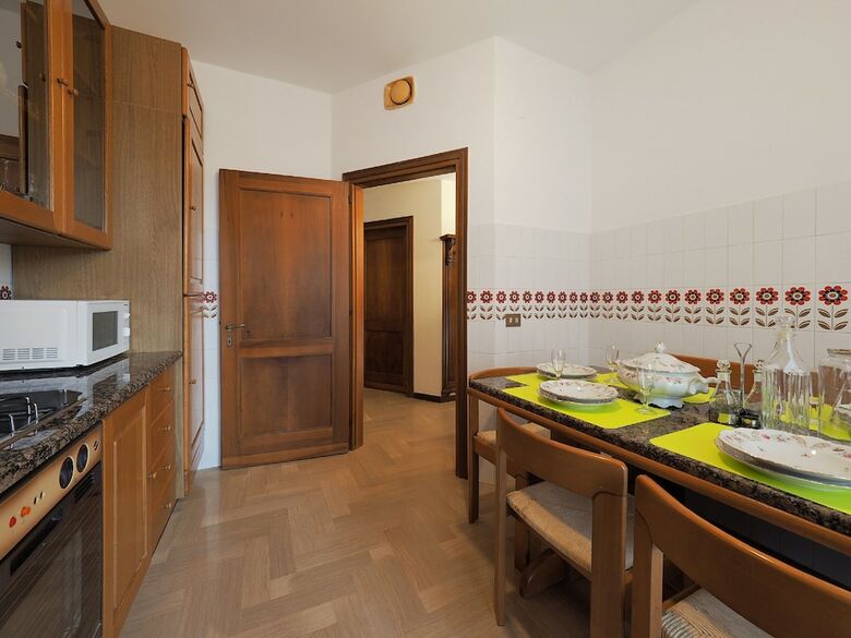 Ivy Apartment