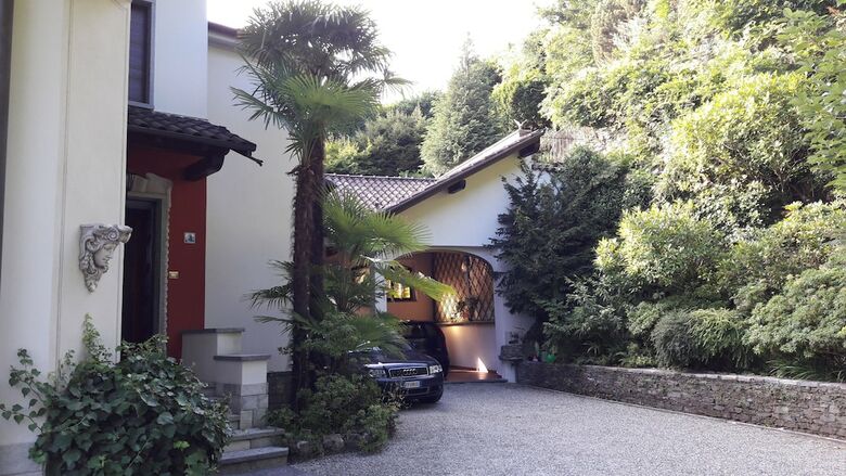 Bed & Breakfast Villa La Camana