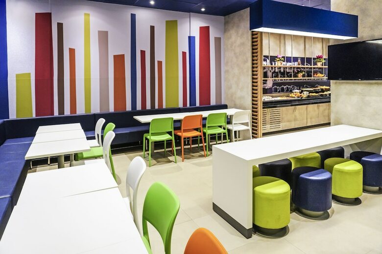 Hotel Ibis Budget Hy�res Centre Ville