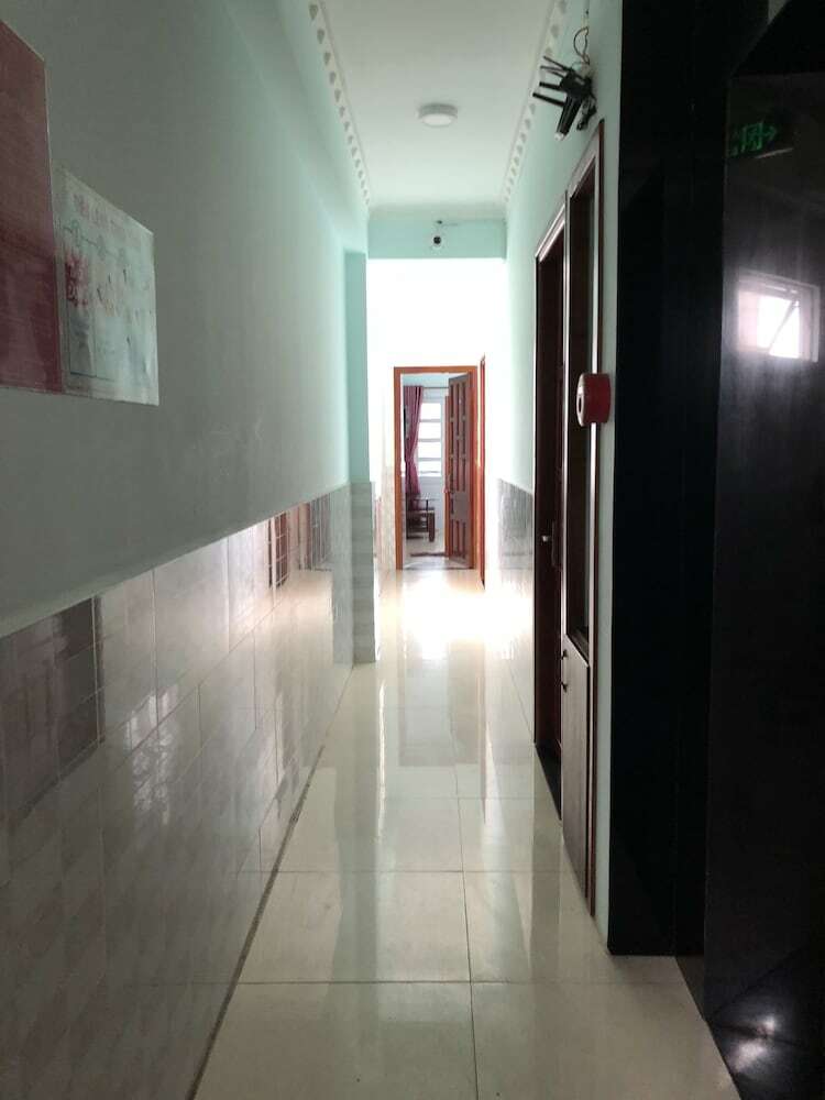 Gold Hotel