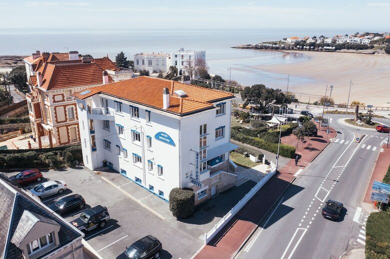 Hotel H�tel Belle Vue