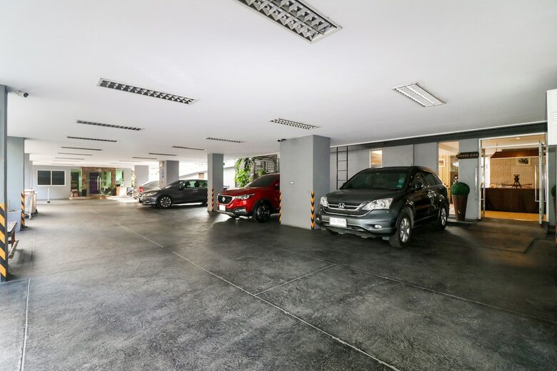 Hotel Bally Suite Sukhumvit