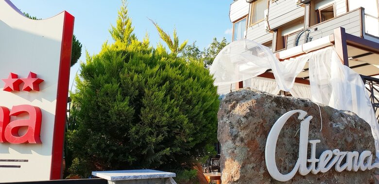 Aterna Hotel