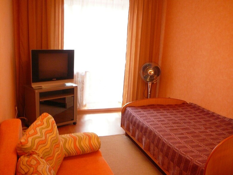 Apartment On Melnichnaya 24