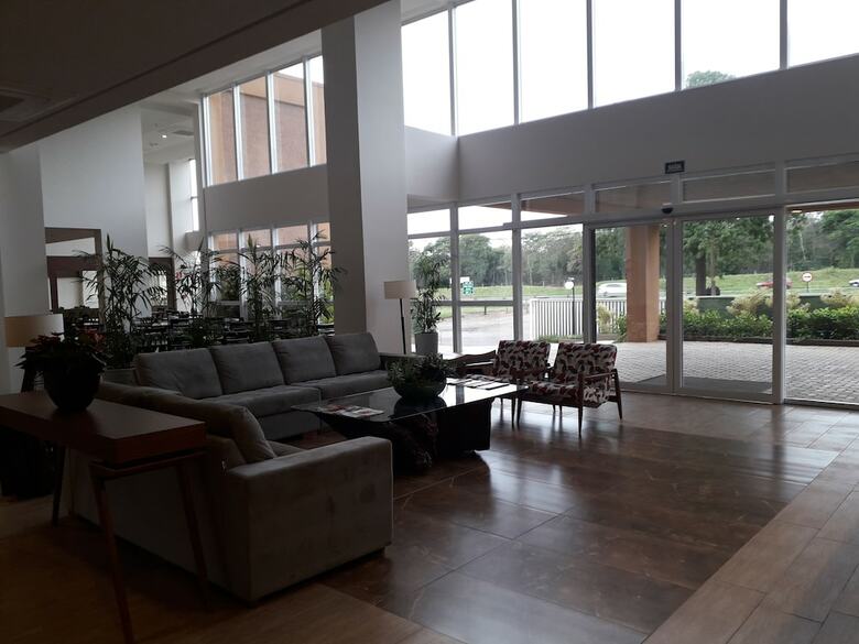 Lummina Hotel Mogi-gua�u
