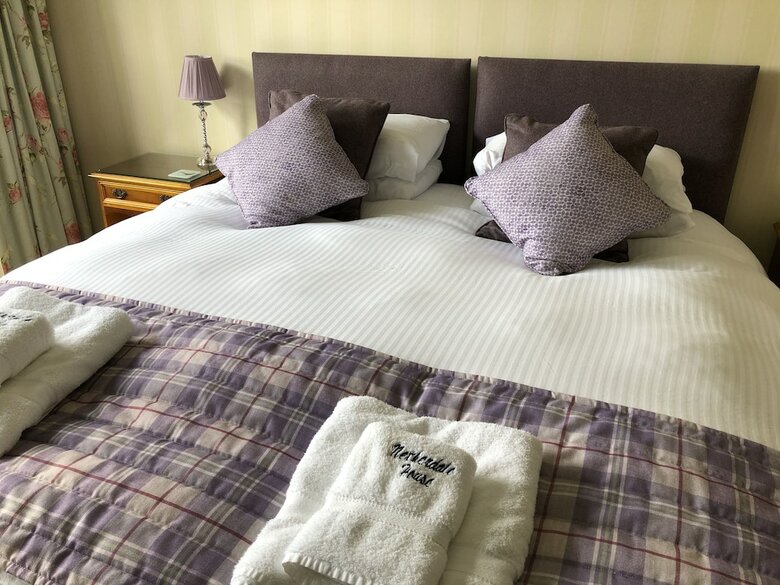 Bed & Breakfast Netherdale House