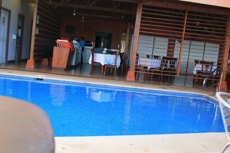 Hotel Playa Bonita