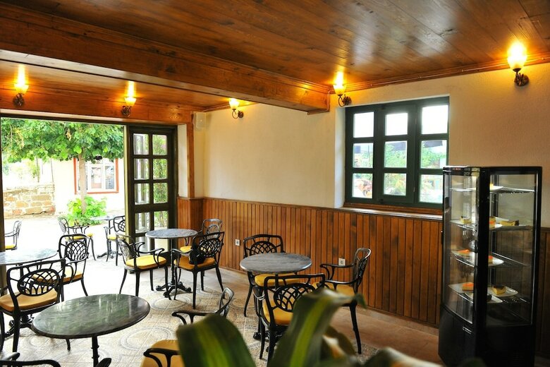 Petrino Gokceada Hotel & Kitchen