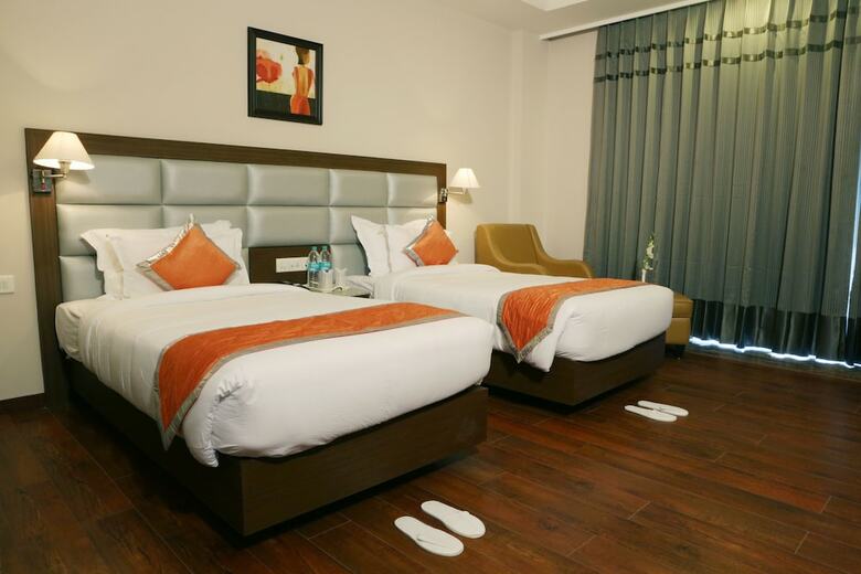 Hotel Chirag