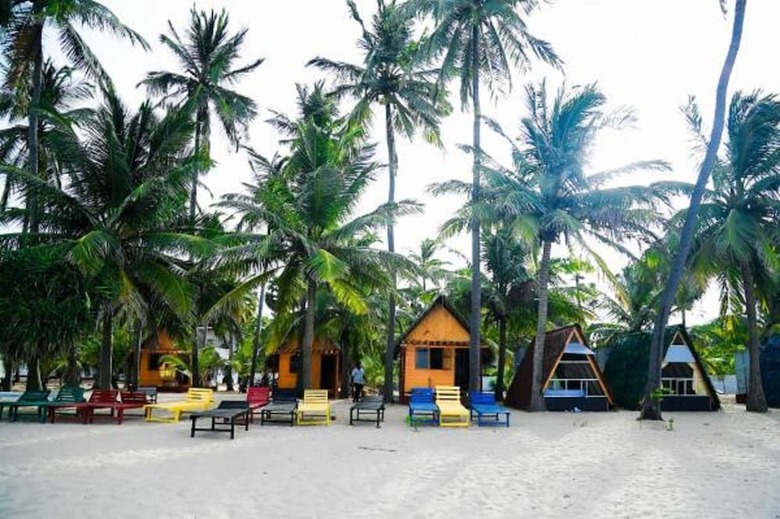 Alfresco Beach Hotel
