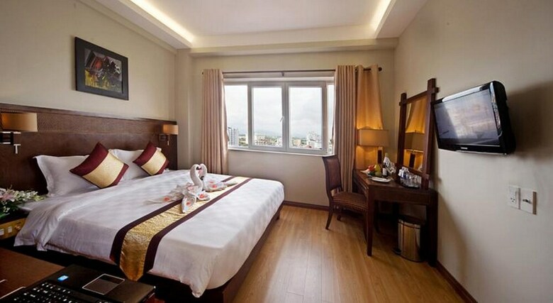 Gold Hotel Hue
