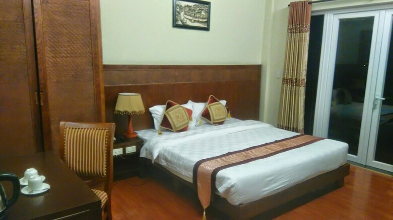 Gold Hotel Hue