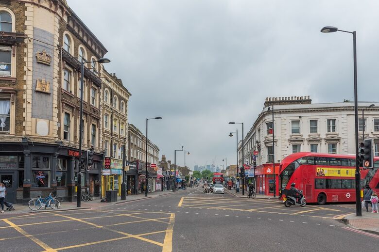 Apartamentos Delightful Dalston Home With Beautiful Balcony