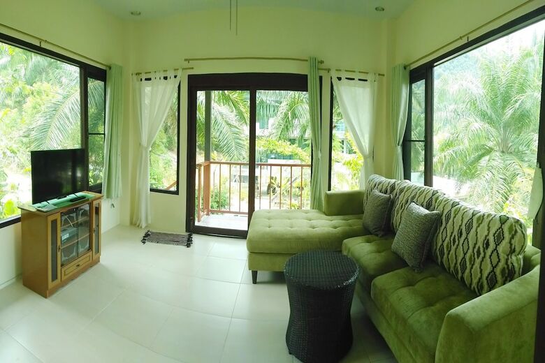 Krabi Green Hill Pool Villas