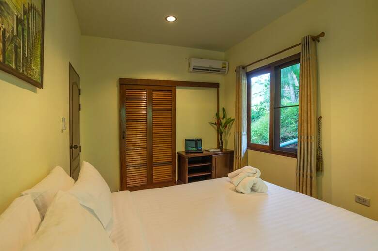 Krabi Green Hill Pool Villas