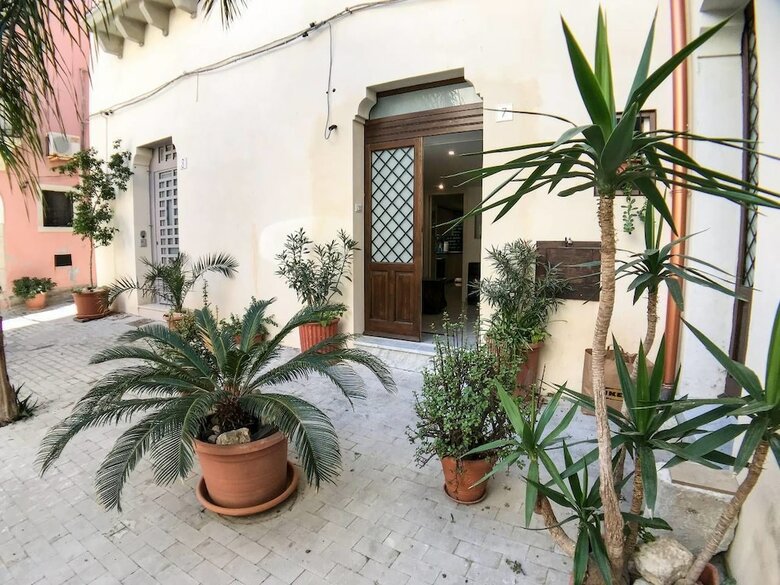 Casa Anadiomene