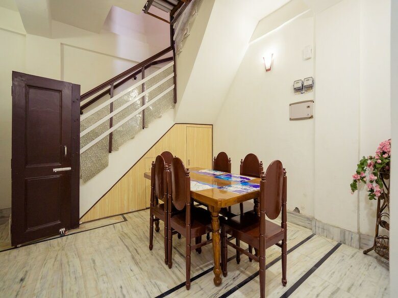 Apartamentos Oyo 14074 Home Serene 2bhk Barlowganj