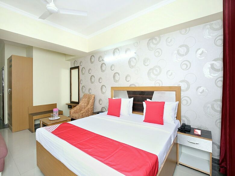 Hotel Oyo 12980 Bajaj Bhawan