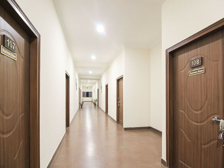 Hotel Oyo 14890 Siddharth Villa