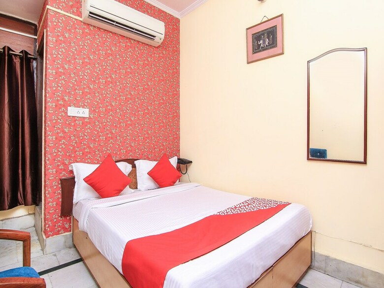 Apartamento Oyo 14932 Hotel Paradise