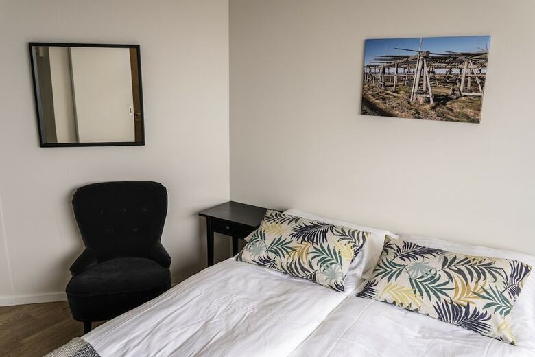 Hotel Black Beach Guesthouse