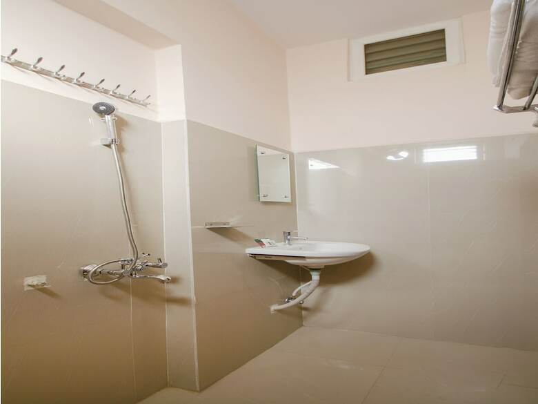 Hotel Oyo 10270 Ss Residency