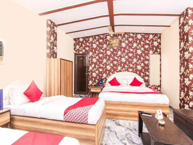Oyo 12244 Hotel Jk Palace