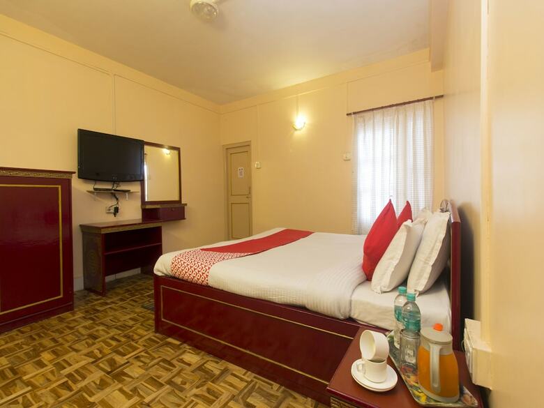 Oyo 12192 Hotel Polok